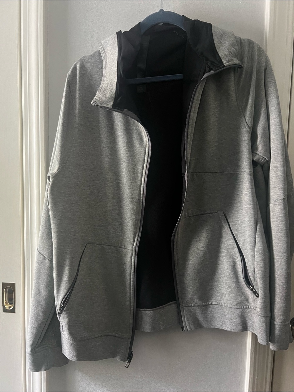 lululemon athletica Men's Gray Zip-Up Hoodie with Black Interior